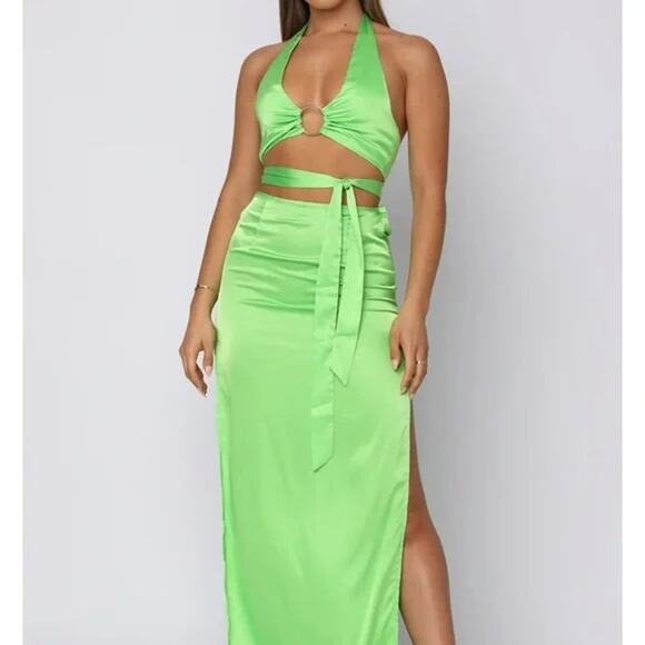 White Fox Got Game 2 Piece Satin Maxi Skirt & Crop Top Set Lime Green XS NWT - Picture 2 of 11